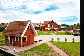 Фото номера Двухместный номер Делюкс с 1 кроватью и балконом Апартаменты Vila Radailiai - Dinosaur Park г. Радаиляи 19